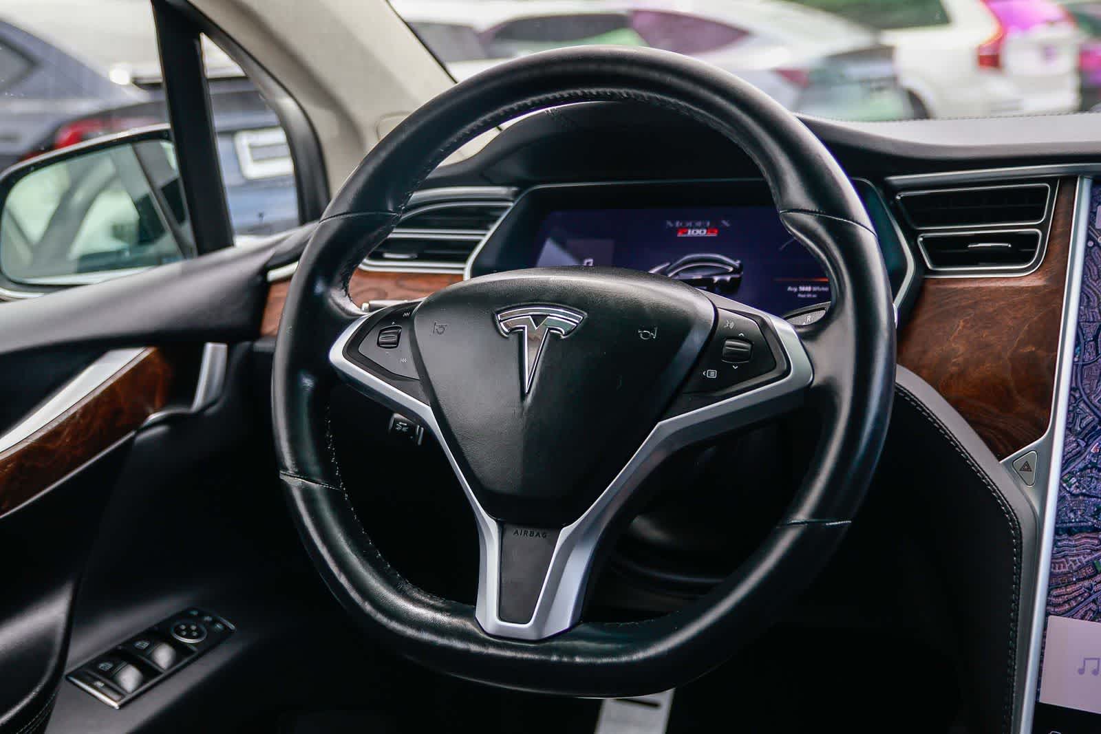 Thumbnail: 2017 Tesla Model X - 14