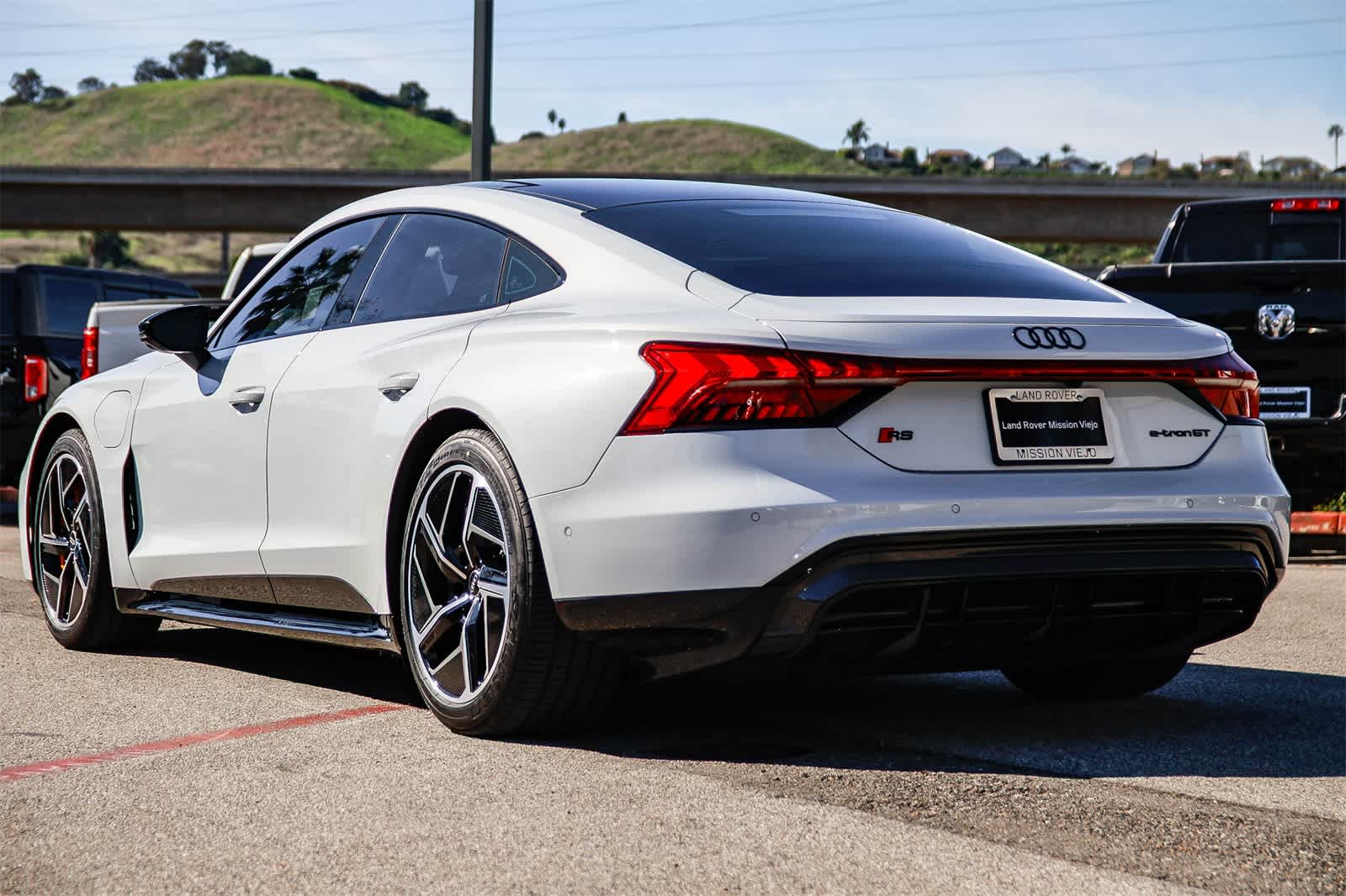 Thumbnail: 2024 Audi RS e-tron GT - 6