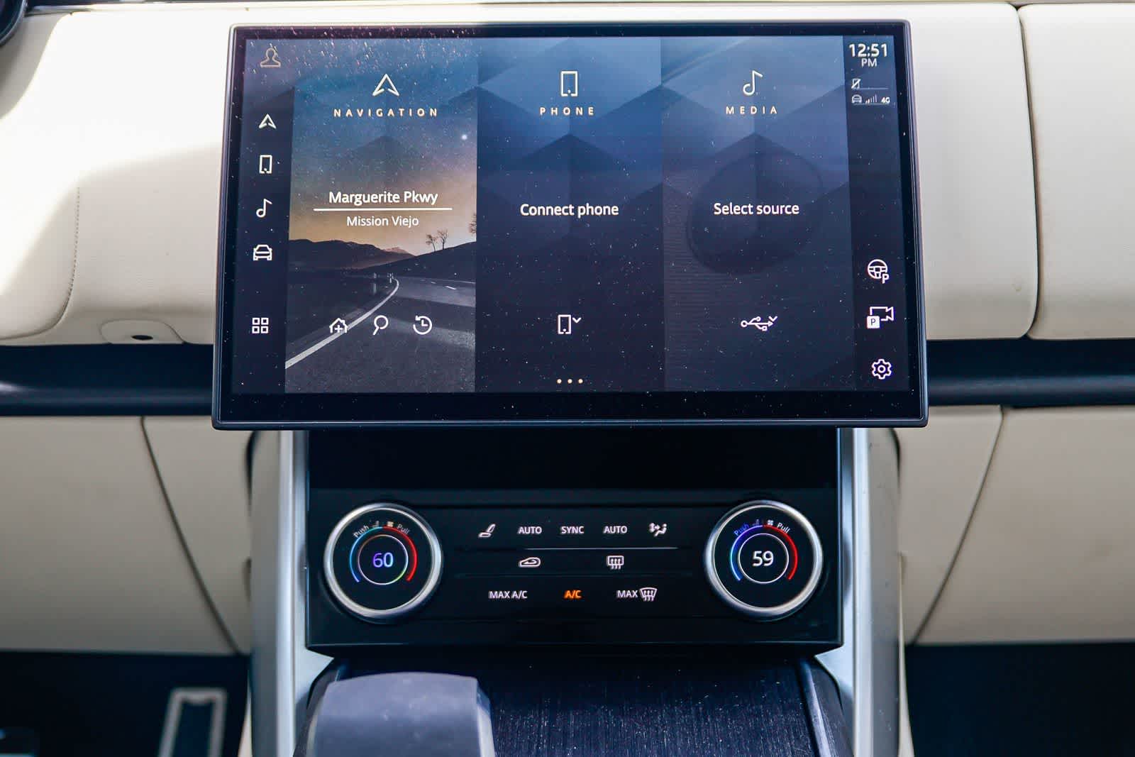 Thumbnail: 2023 Land Rover Range Rover - 12