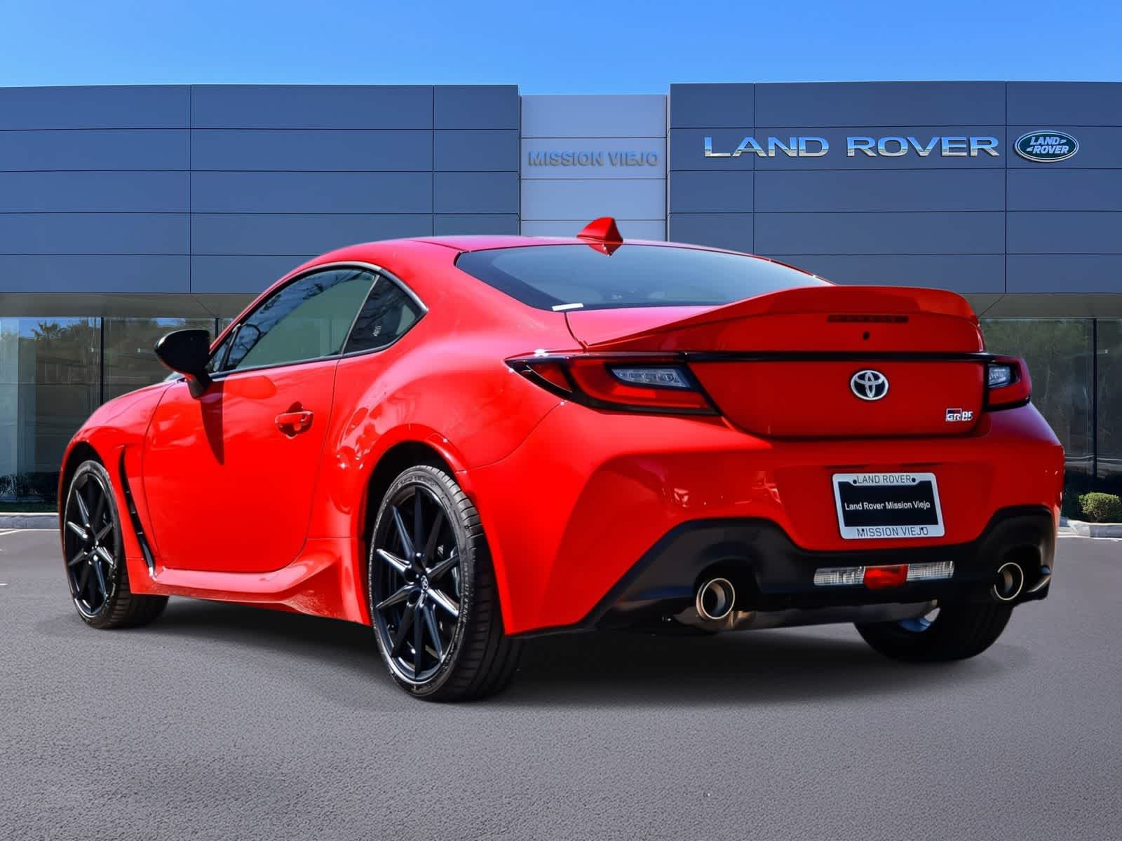 Thumbnail: 2023 Toyota GR86 - 6