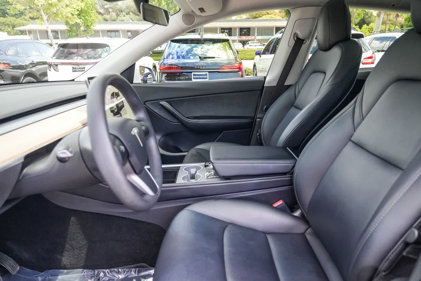 Thumbnail: 2022 Tesla Model Y - 14