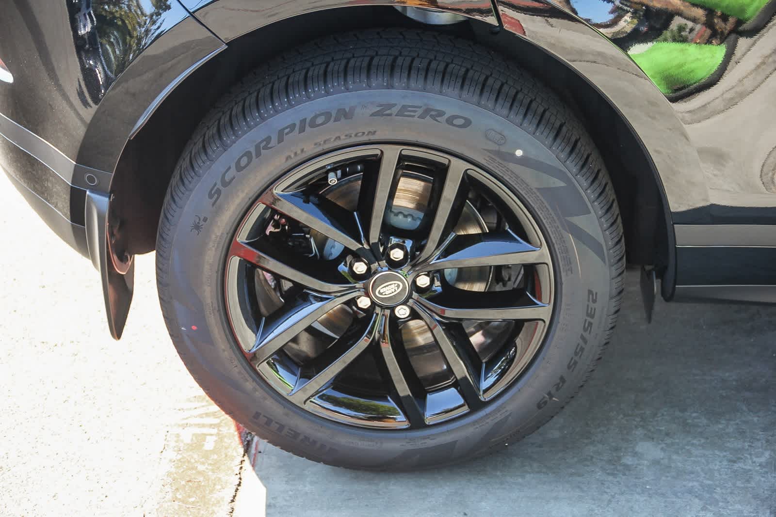 Thumbnail: 2026 Land Rover Range Rover Evoque - 7