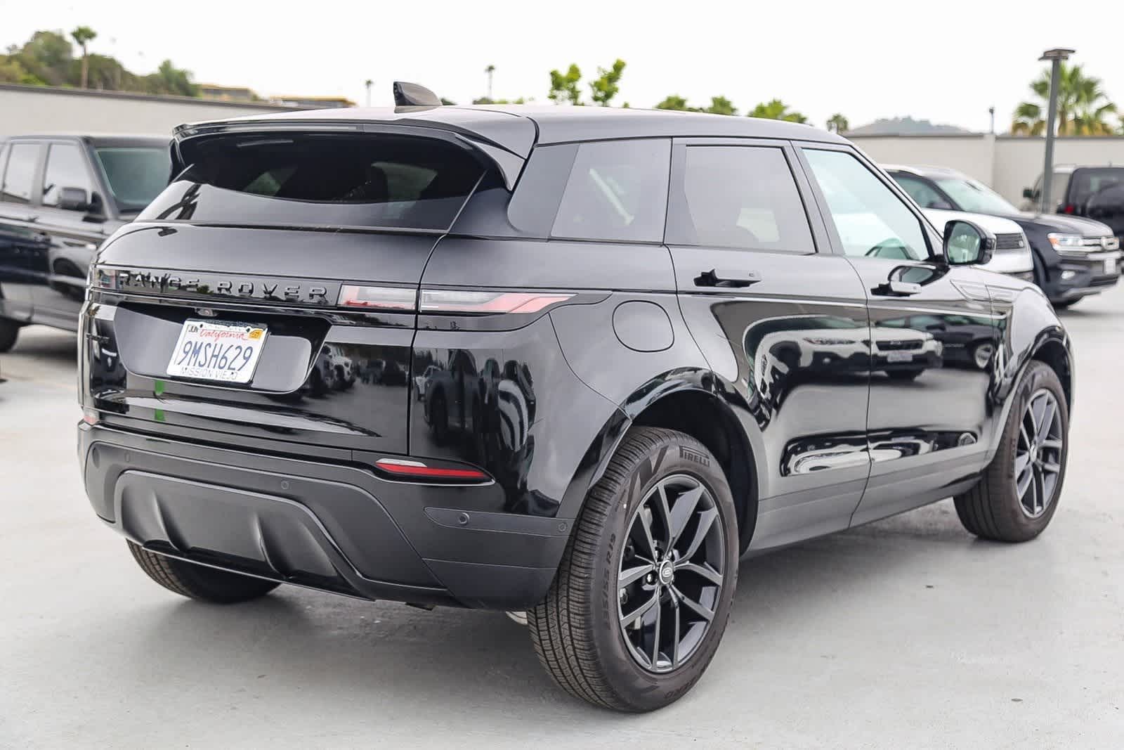 Thumbnail: 2024 Land Rover Range Rover Evoque - 7