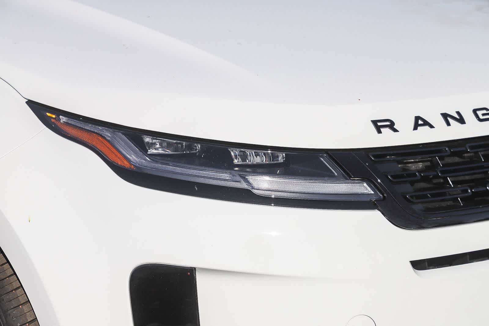 Thumbnail: 2026 Land Rover Range Rover Evoque - 4