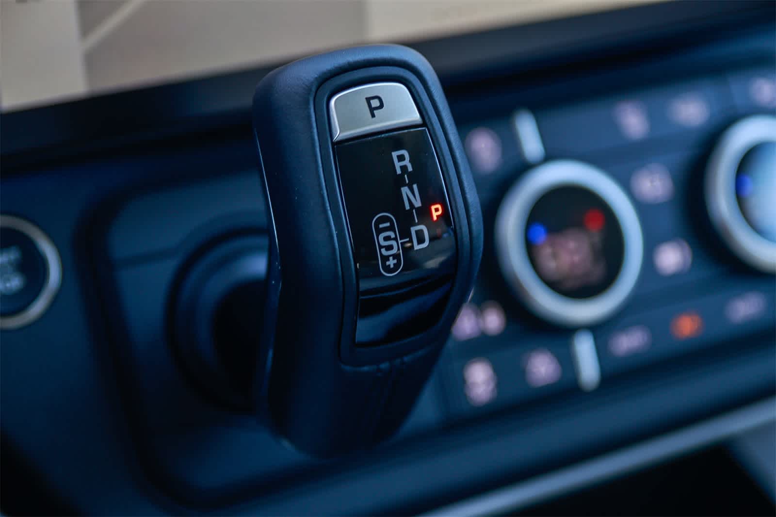 Thumbnail: 2026 Land Rover Defender - 24