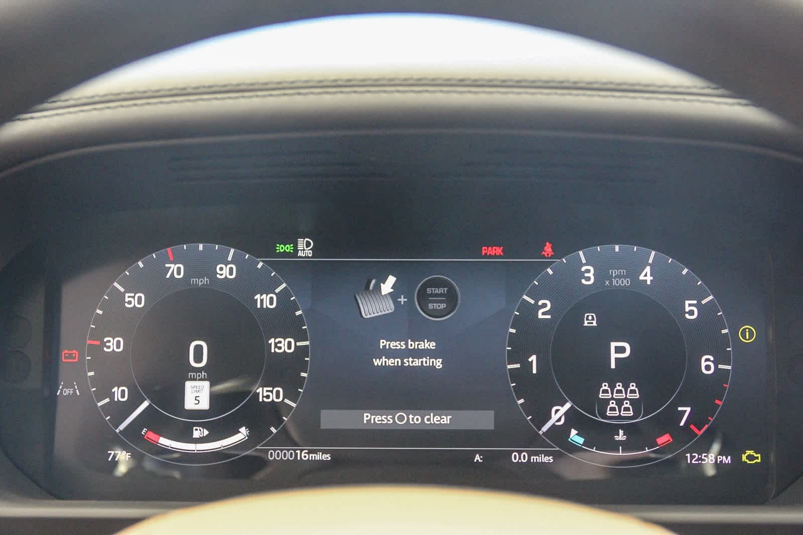 Thumbnail: 2026 Land Rover Discovery - 24