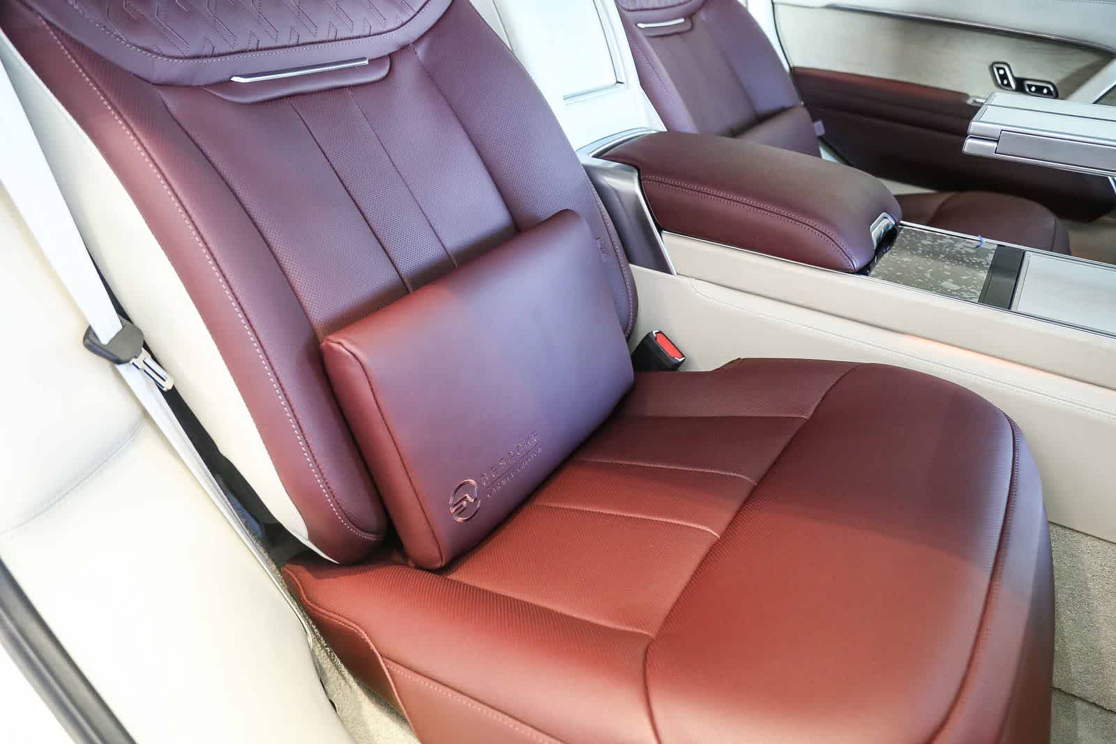 Thumbnail: 2024 Land Rover Range Rover - 41