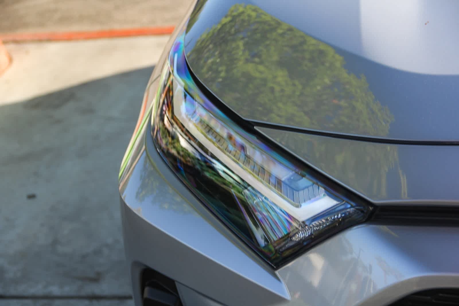 Thumbnail: 2022 Toyota RAV4 - 10