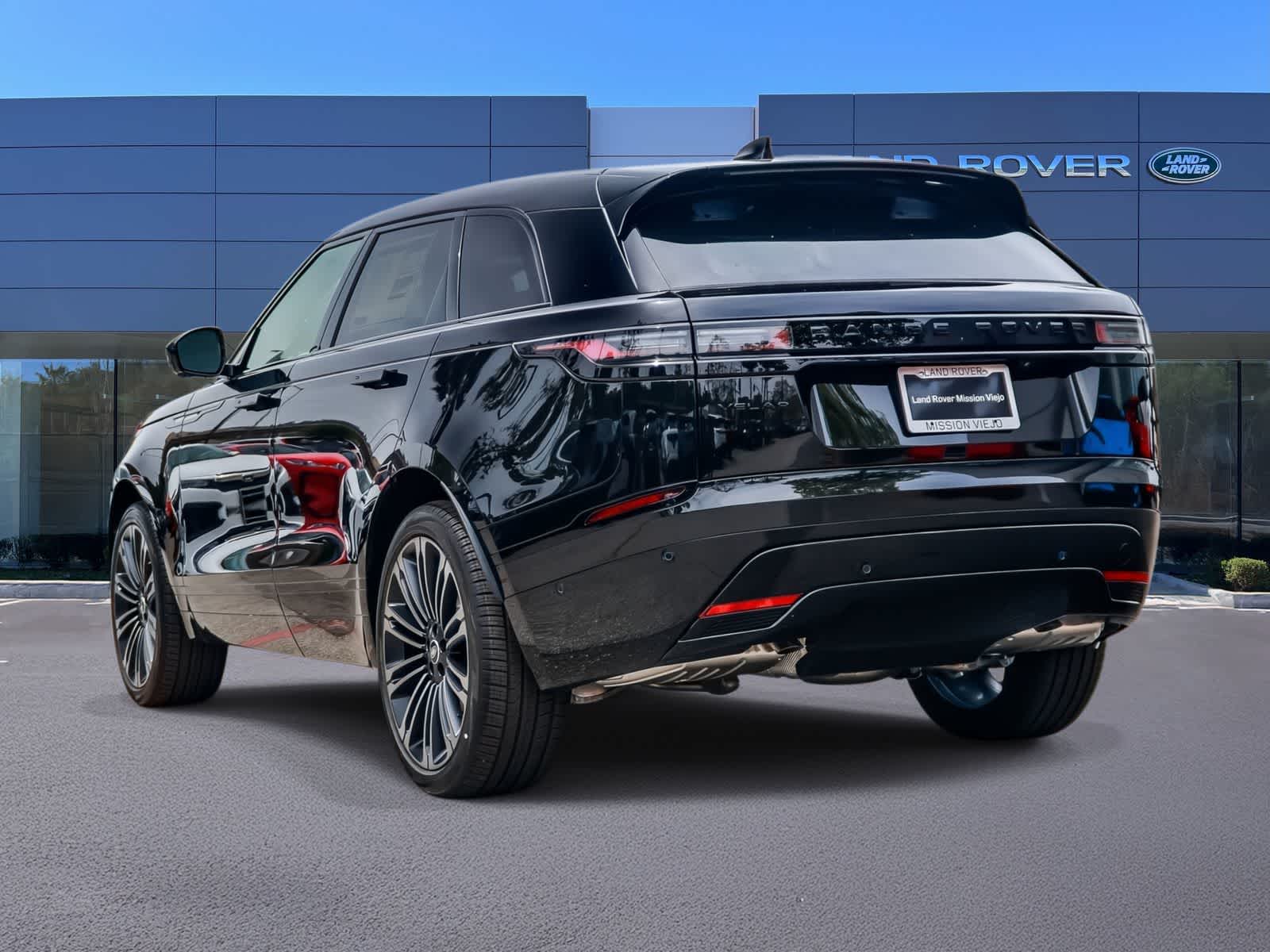 Thumbnail: 2026 Land Rover Range Rover Velar - 6