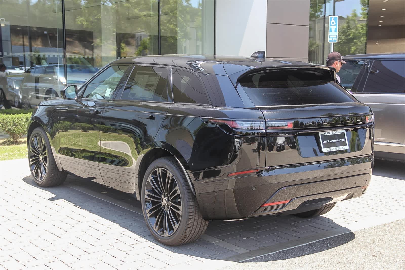 Thumbnail: 2026 Land Rover Range Rover Velar - 4