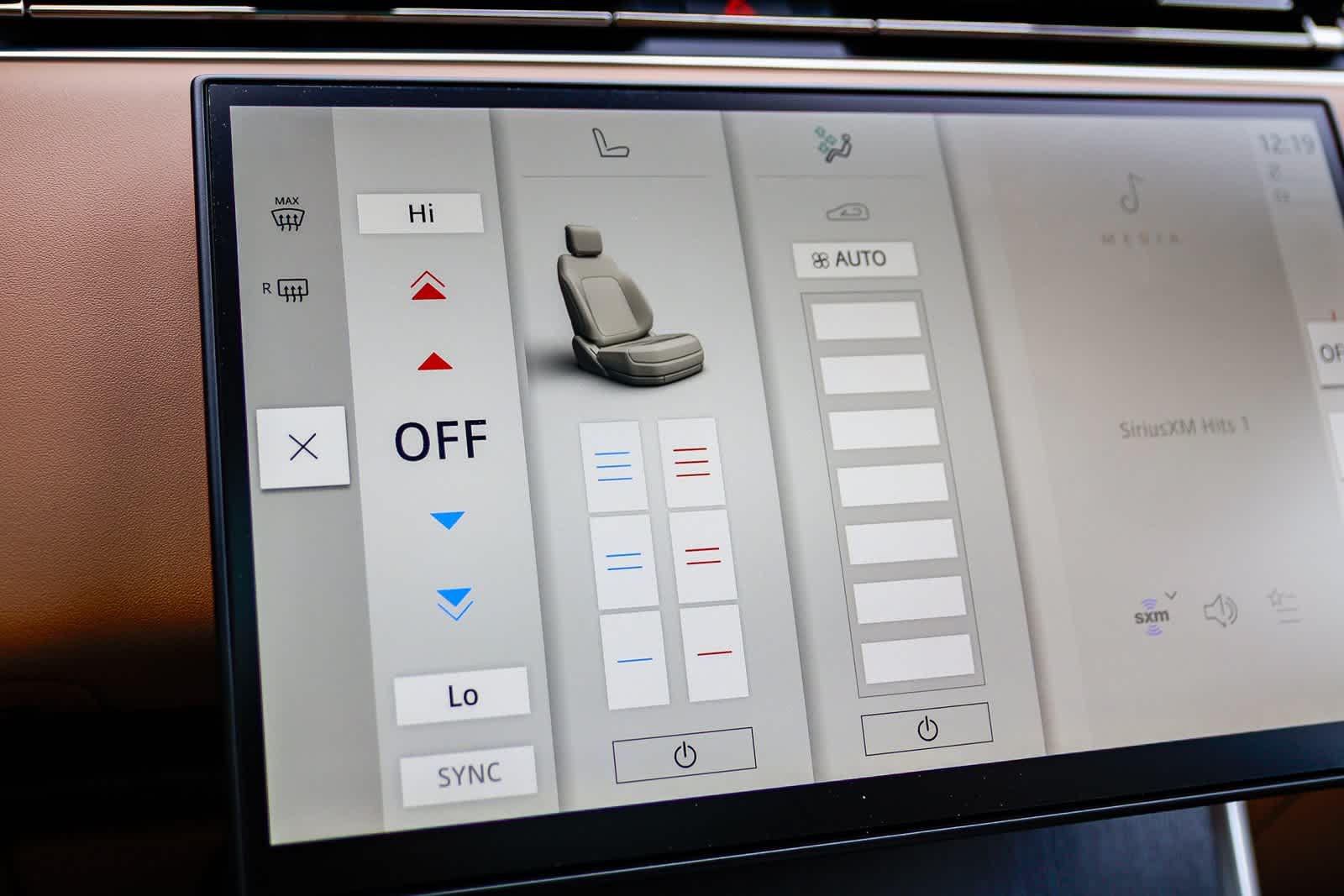 Thumbnail: 2026 Land Rover Range Rover - 25