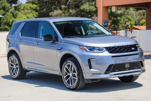 Thumbnail: 2024 Land Rover Discovery Sport - 3