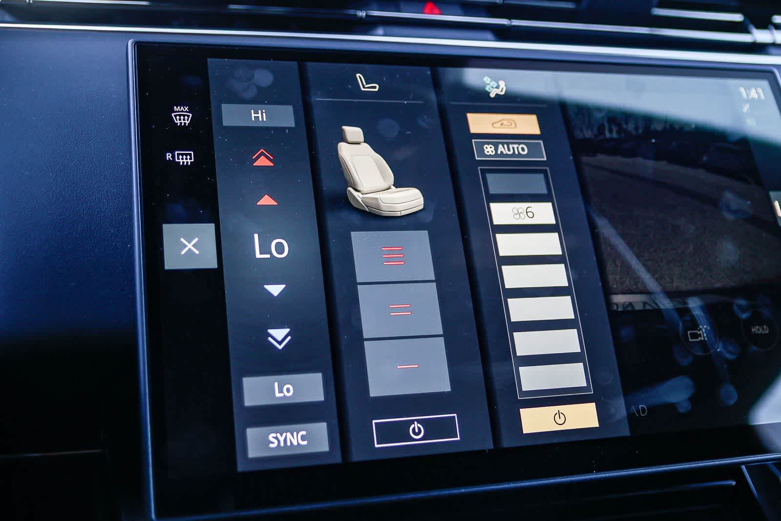 Thumbnail: 2025 Land Rover Range Rover Sport - 26