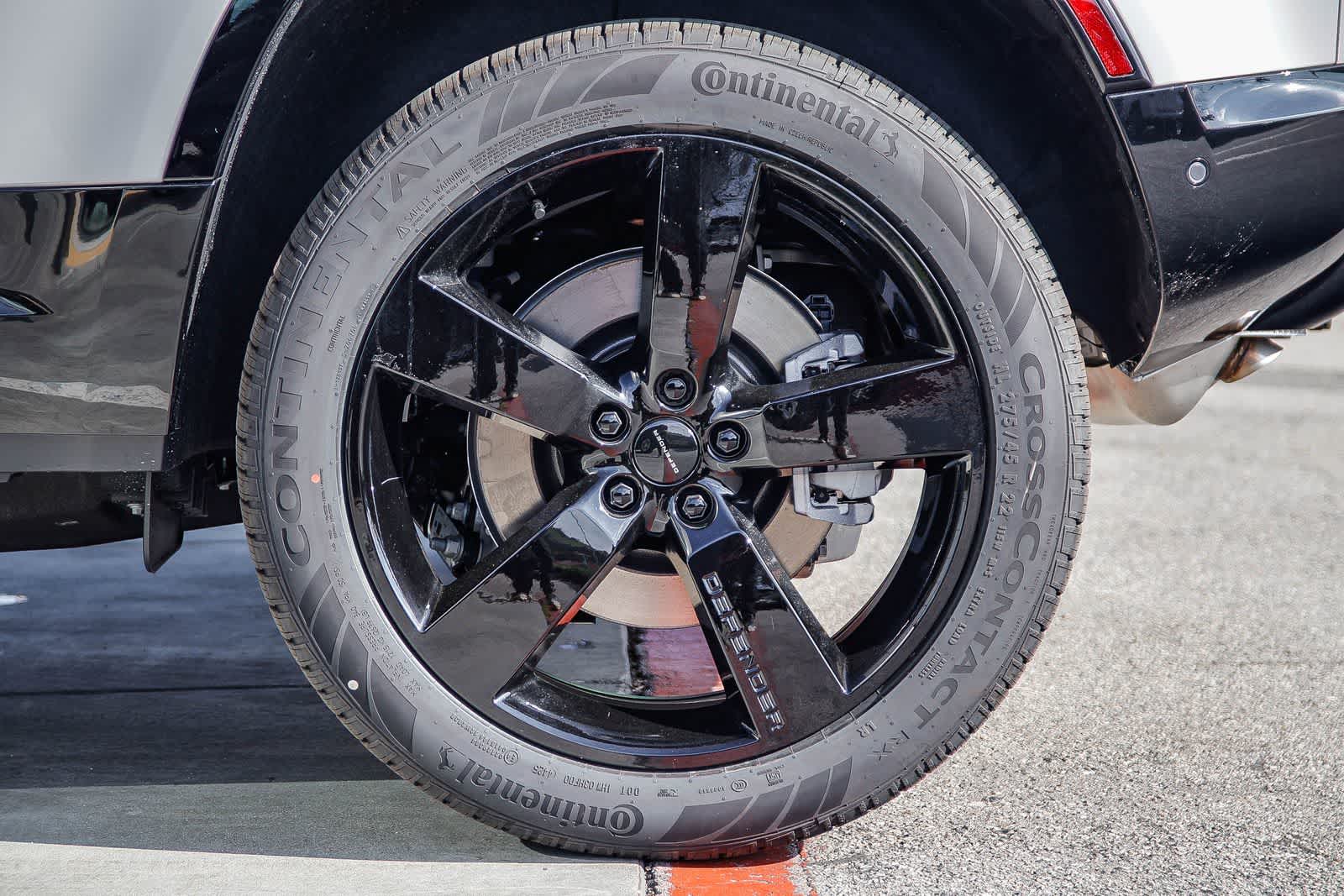 Thumbnail: 2026 Land Rover Defender - 8