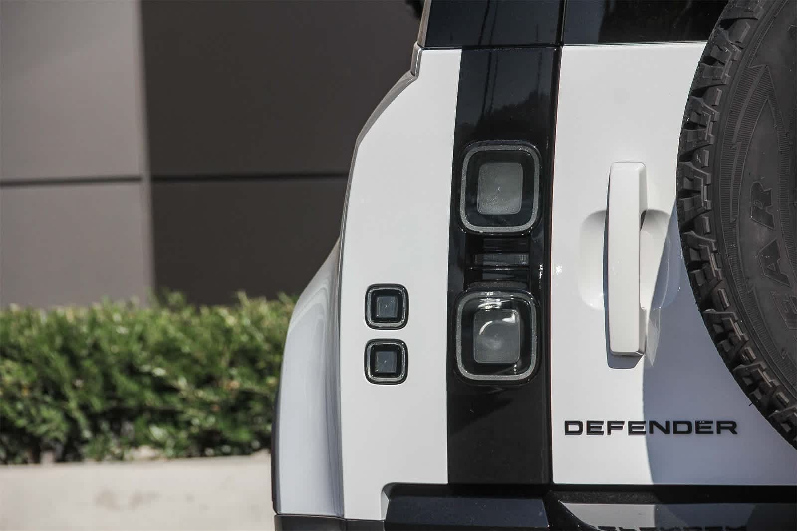 Thumbnail: 2026 Land Rover Defender - 6