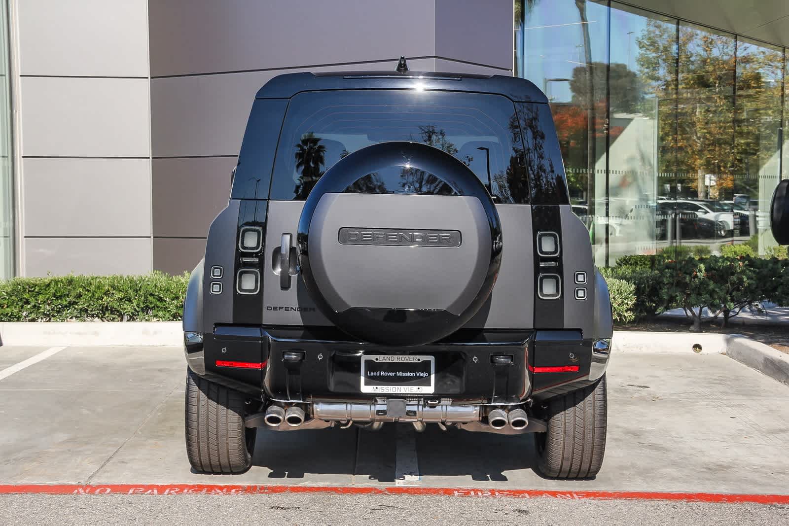 Thumbnail: 2026 Land Rover Defender - 5