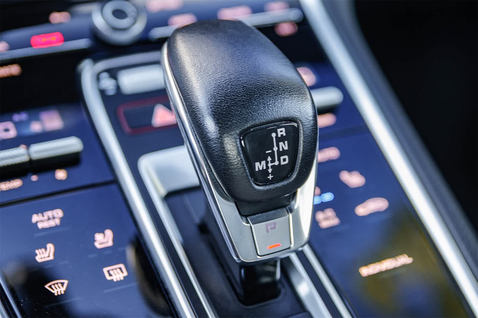 Thumbnail: 2023 Porsche Panamera - 23