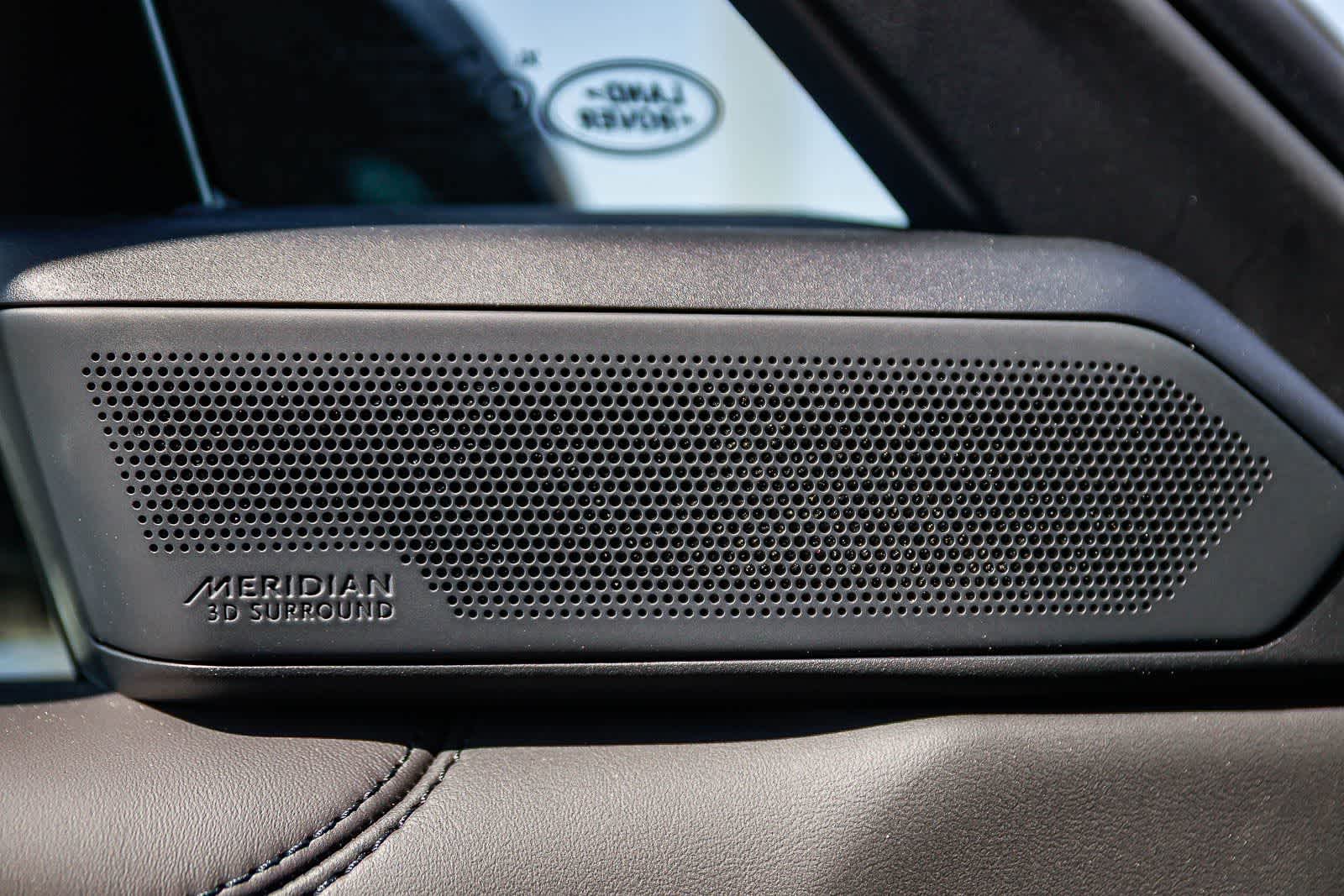 Thumbnail: 2026 Land Rover Range Rover - 23