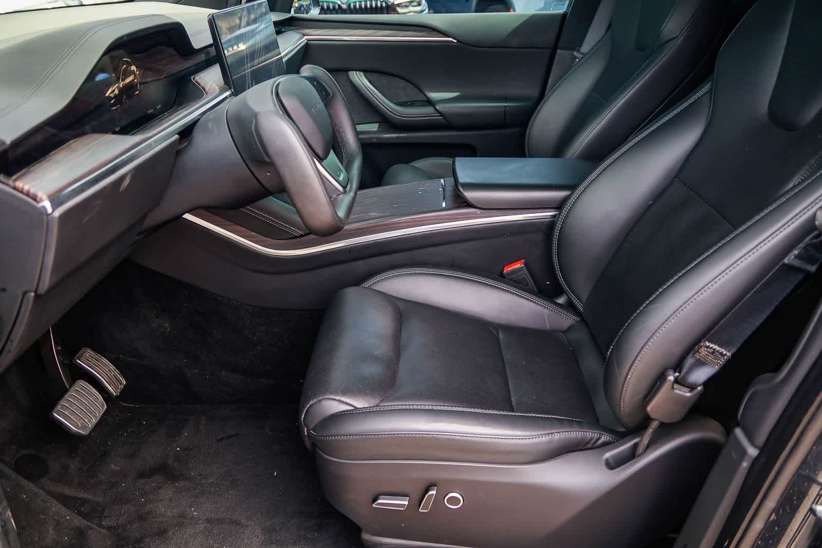 Thumbnail: 2024 Tesla Model X - 19