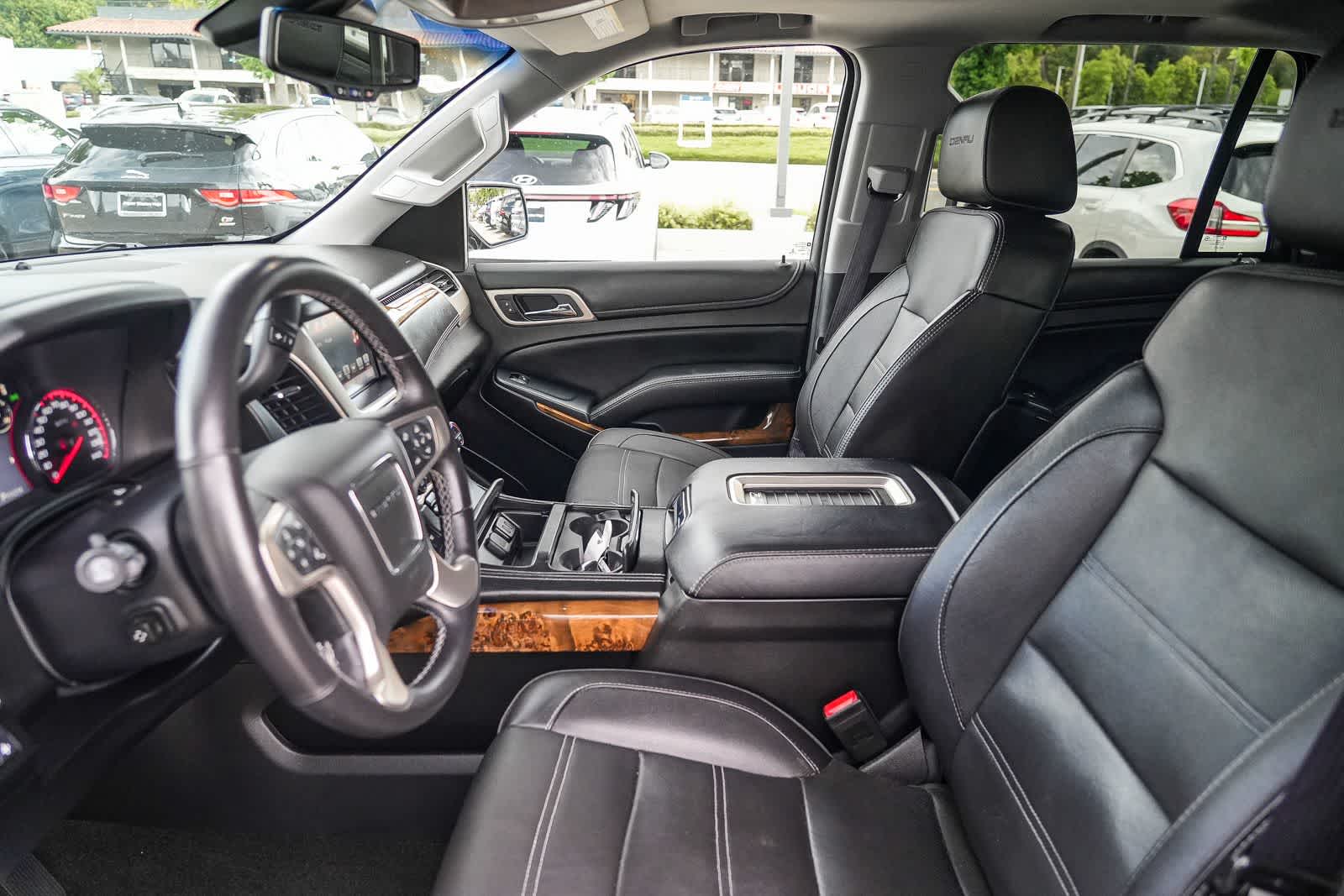 Thumbnail: 2016 GMC Yukon - 16