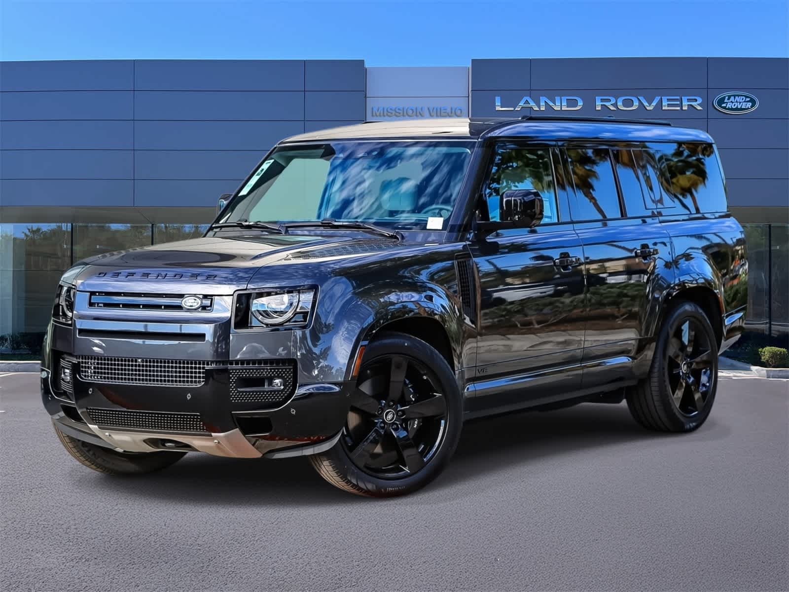 Thumbnail: 2025 Land Rover Defender - 1