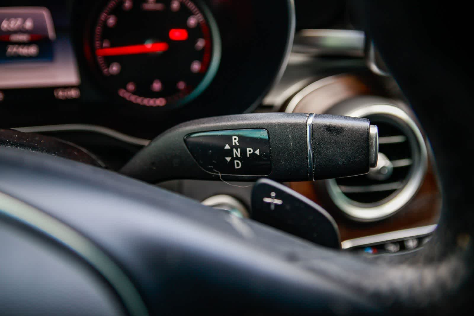 Thumbnail: 2018 Mercedes-Benz GLC - 22