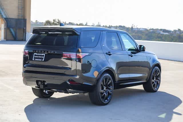 Thumbnail: 2025 Land Rover Discovery - 4