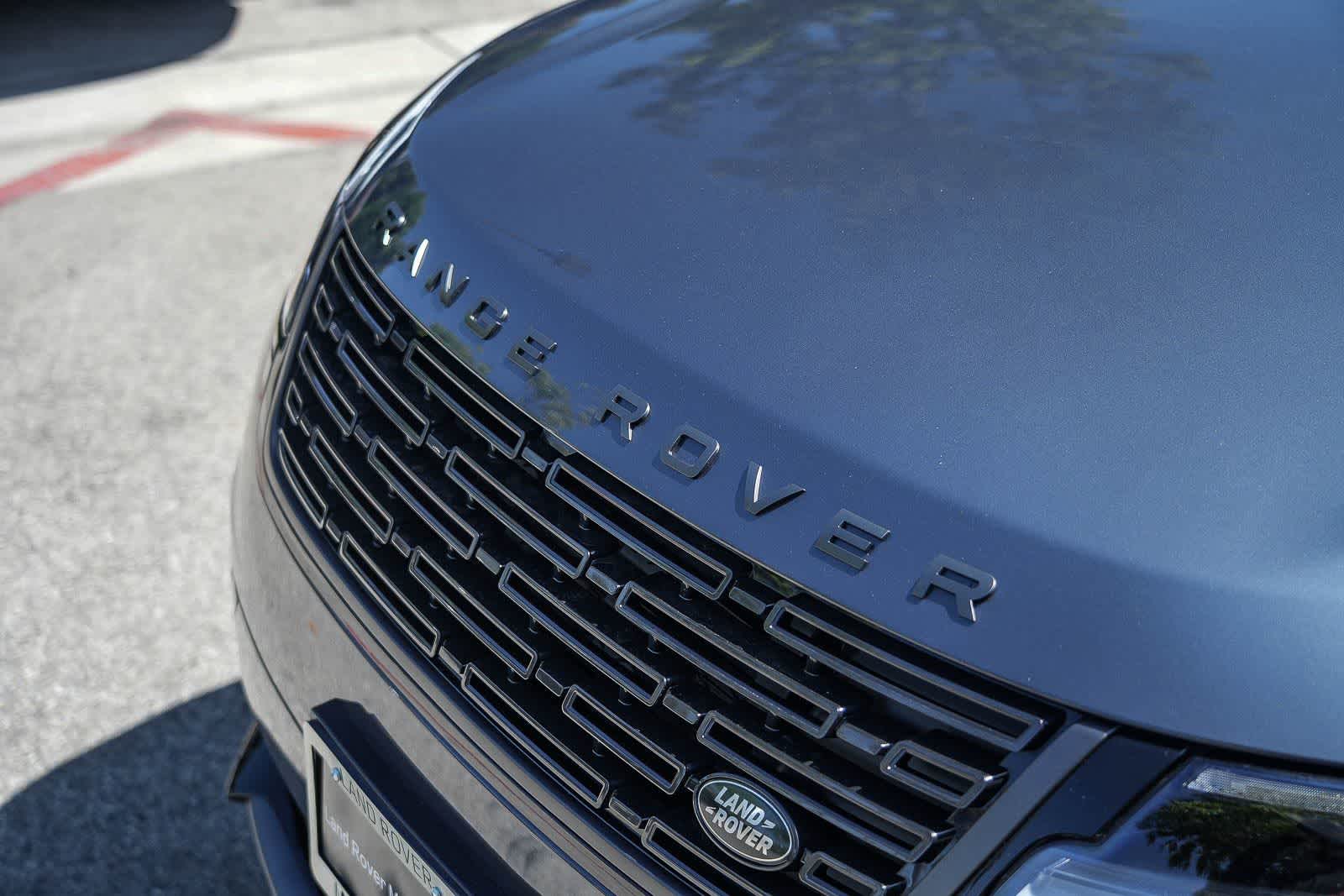 Thumbnail: 2026 Land Rover Range Rover Velar - 9