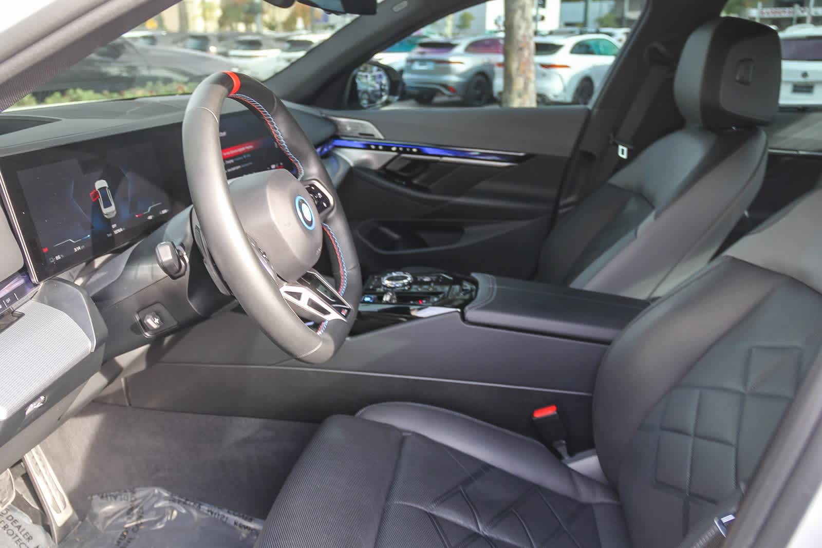 Thumbnail: 2024 BMW i5 - 21