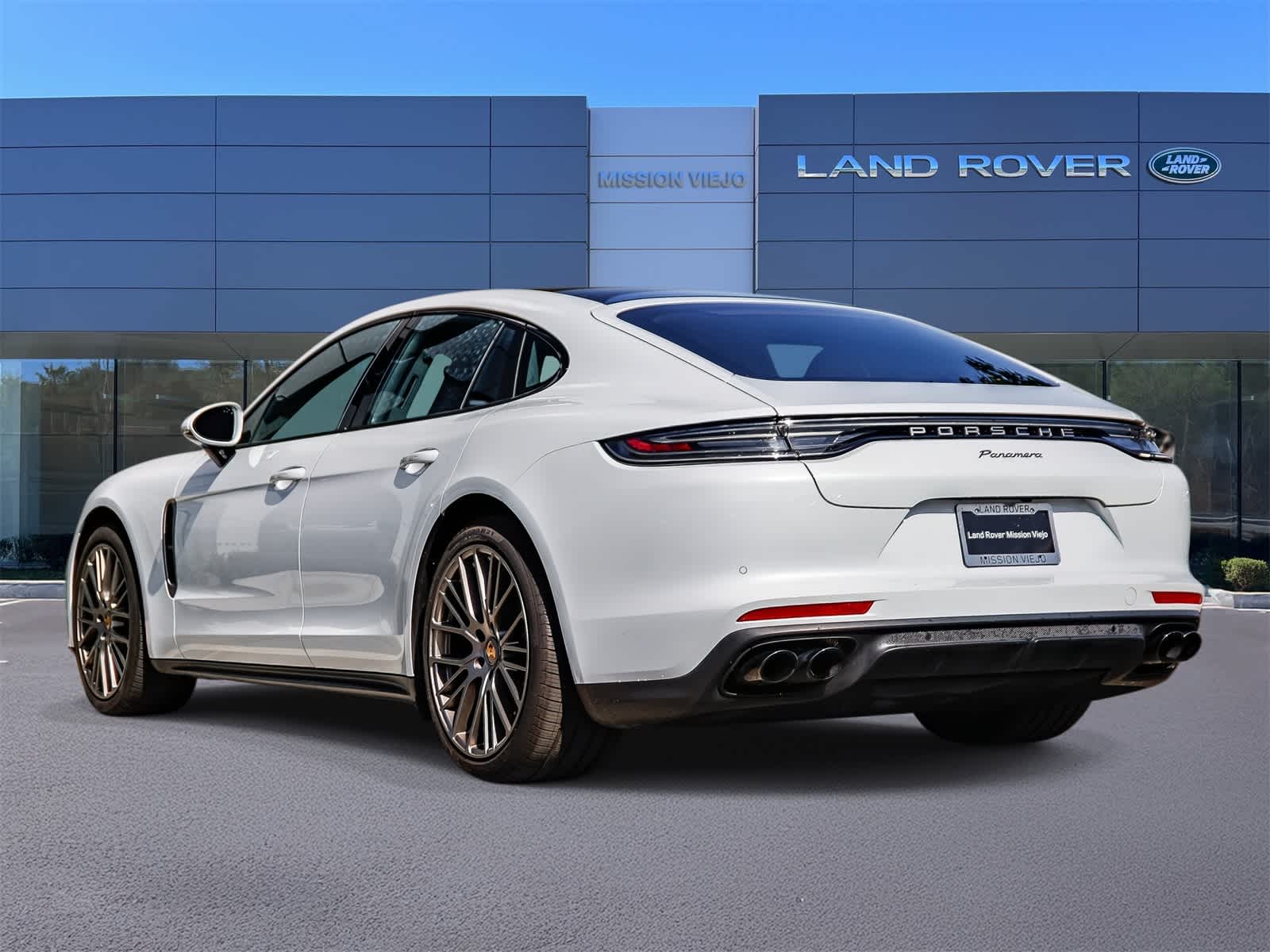 Thumbnail: 2023 Porsche Panamera - 6