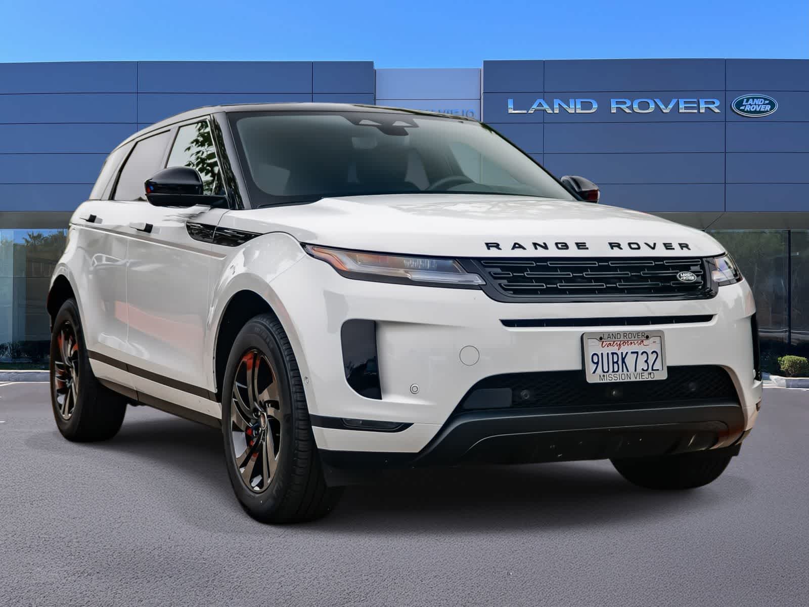 Thumbnail: 2026 Land Rover Range Rover Evoque - 3