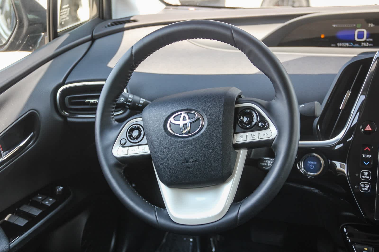 Thumbnail: 2019 Toyota Prius Prime - 14