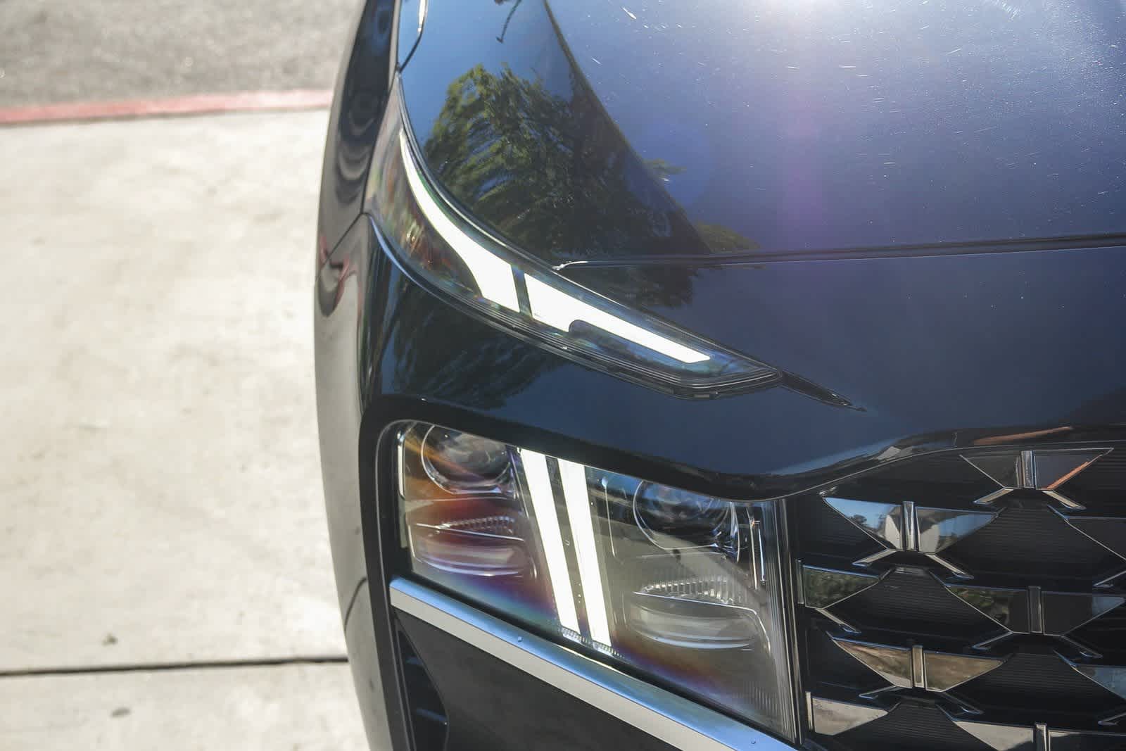 Thumbnail: 2023 Hyundai Santa Fe - 10