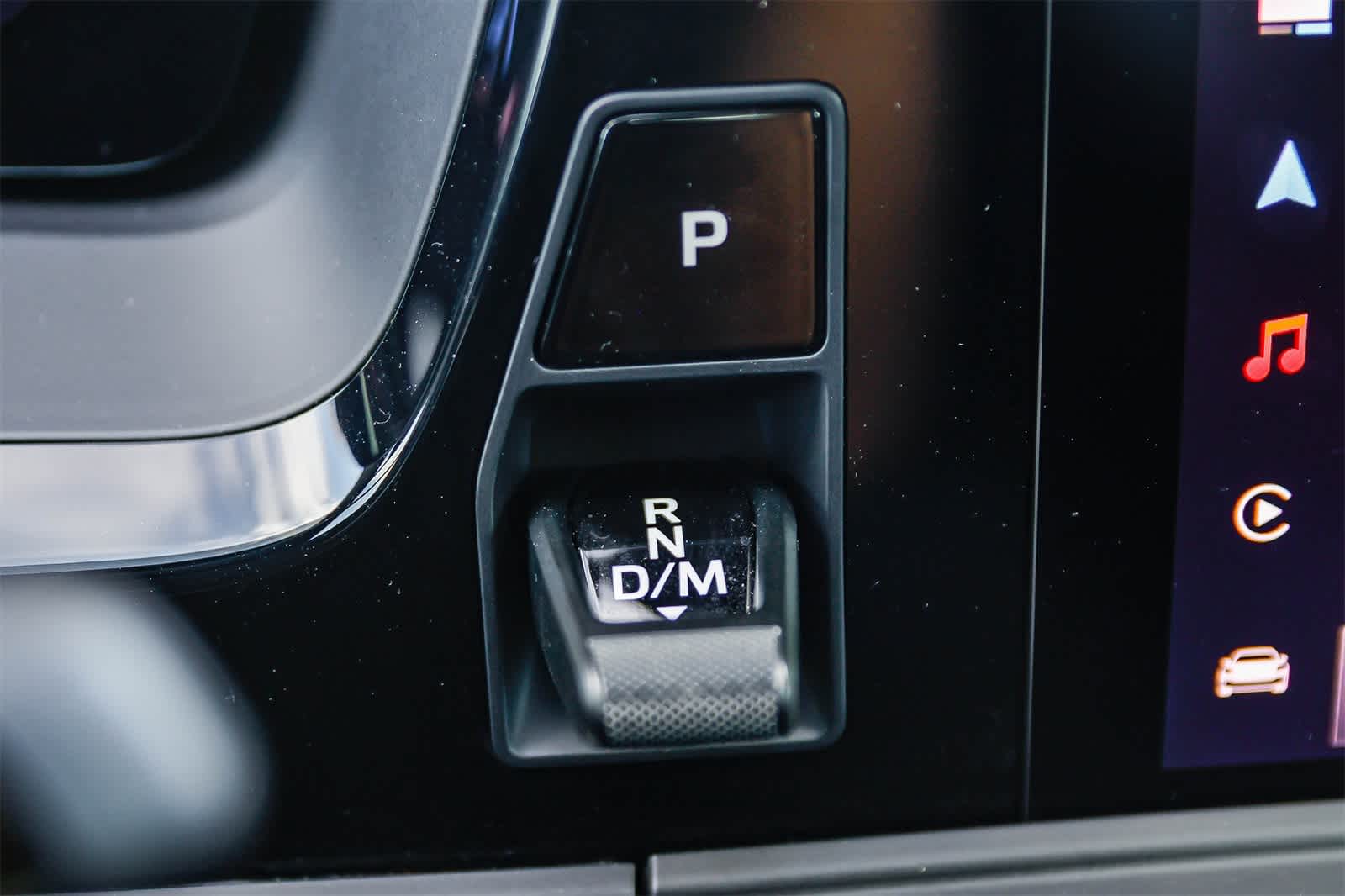 Thumbnail: 2025 Porsche Panamera - 24