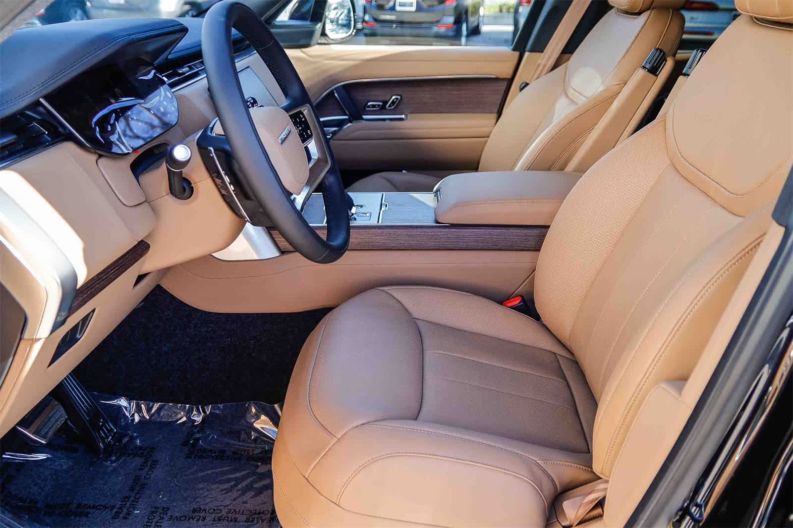 Thumbnail: 2026 Land Rover Range Rover - 19