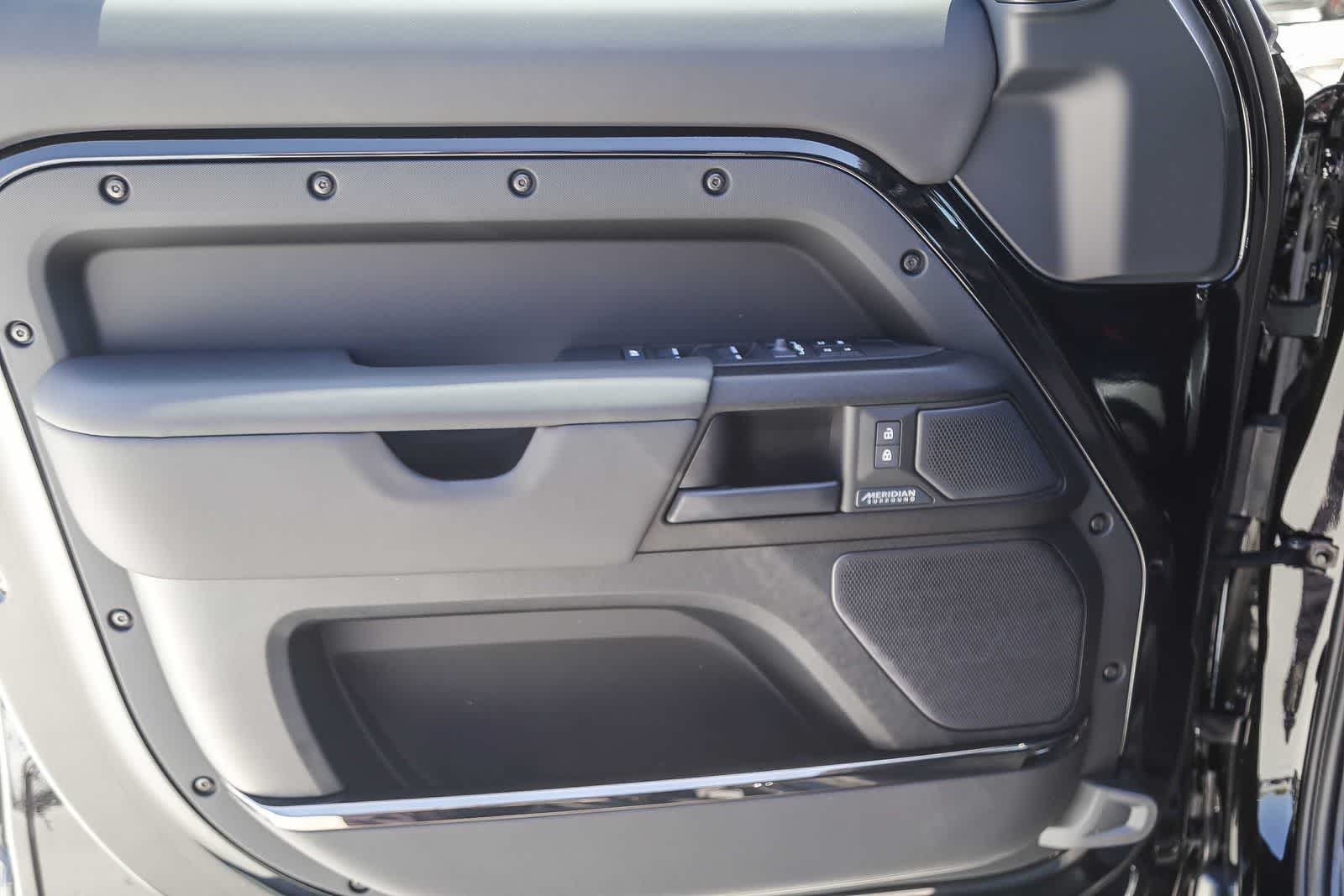 Thumbnail: 2026 Land Rover Defender - 24