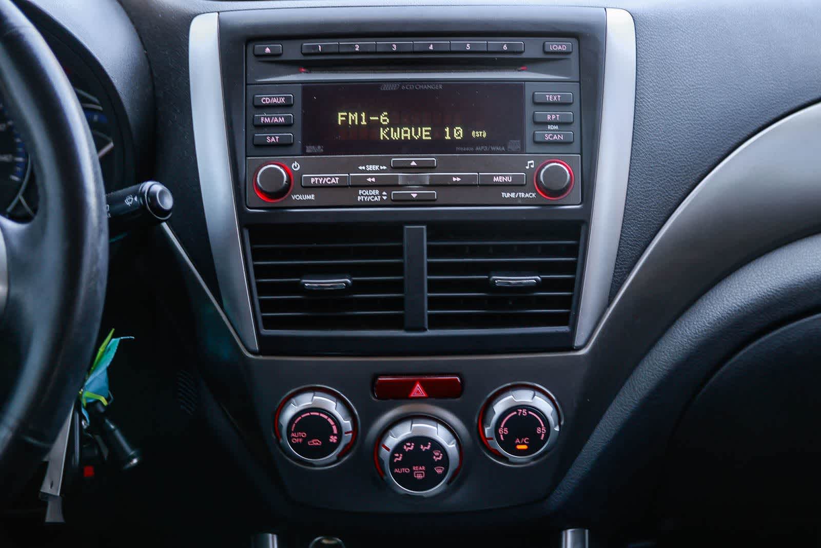 Thumbnail: 2010 Subaru Forester - 13