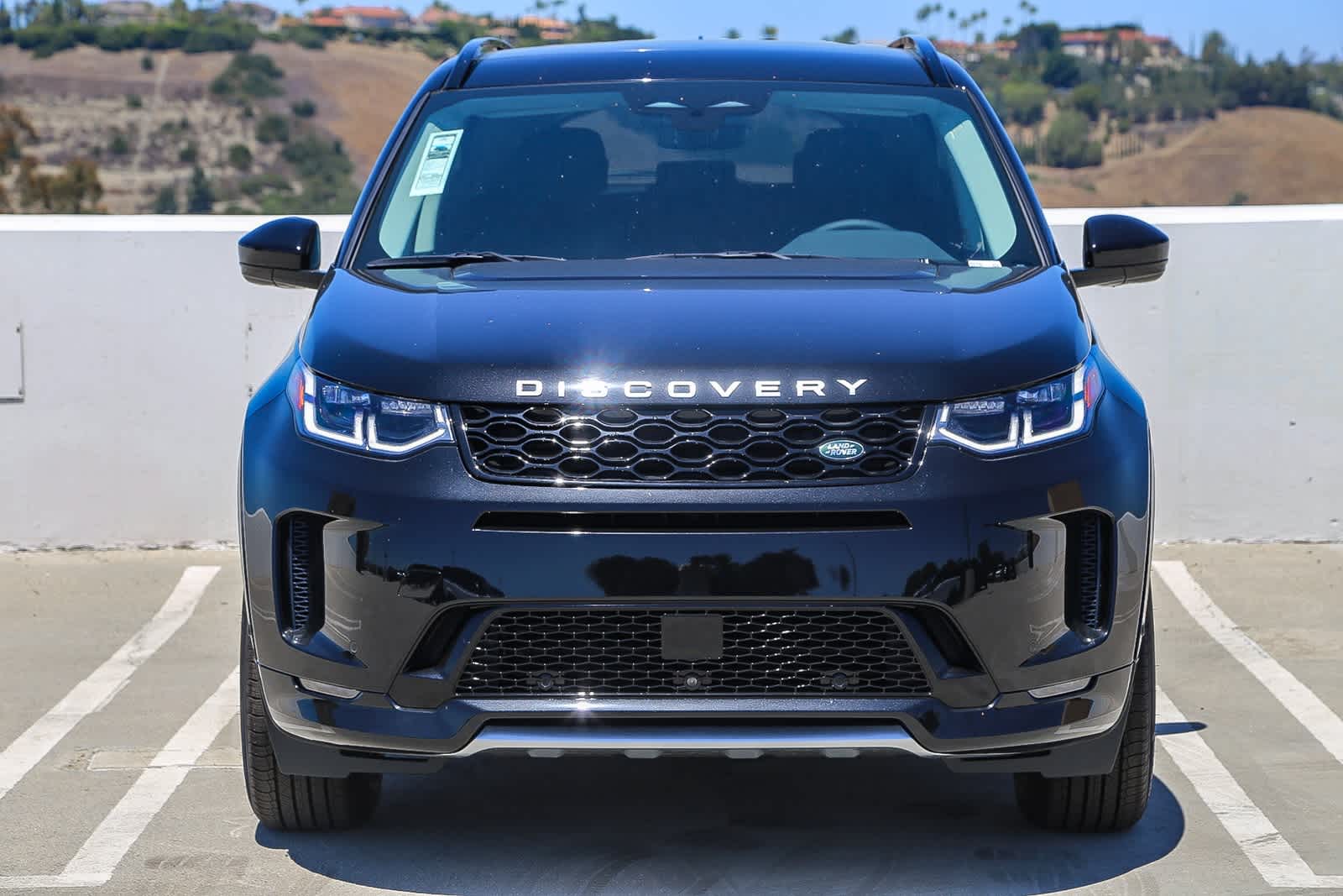 Thumbnail: 2025 Land Rover Discovery Sport - 2
