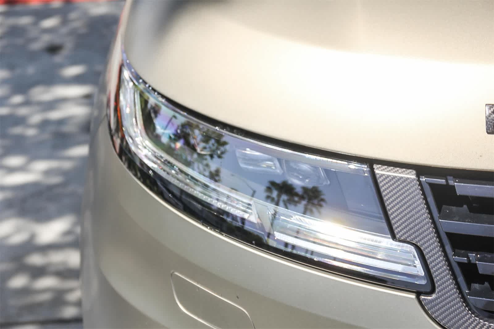 Thumbnail: 2024 Land Rover Range Rover Sport - 10