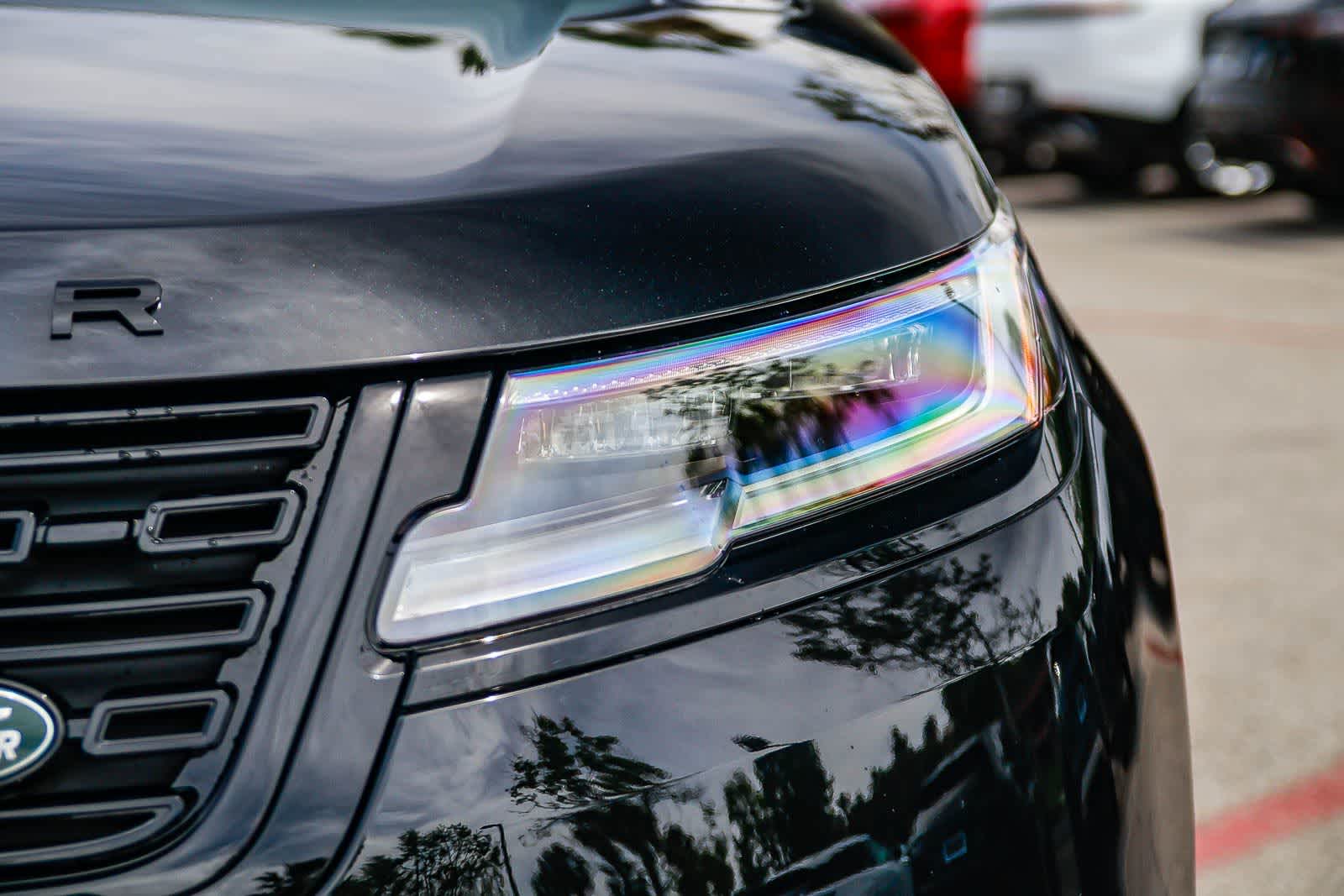 Thumbnail: 2026 Land Rover Range Rover Velar - 10