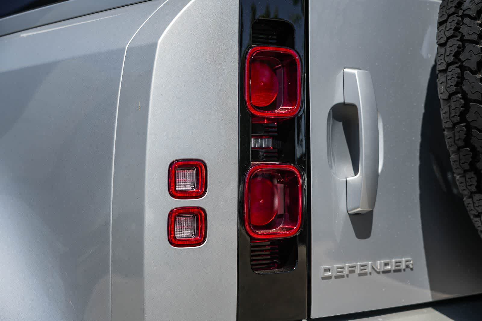 Thumbnail: 2024 Land Rover Defender - 6