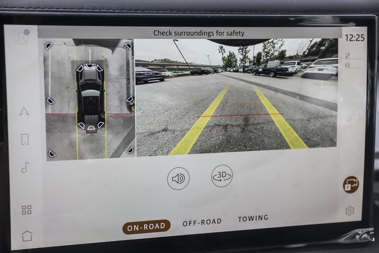 Thumbnail: 2025 Land Rover Defender - 20