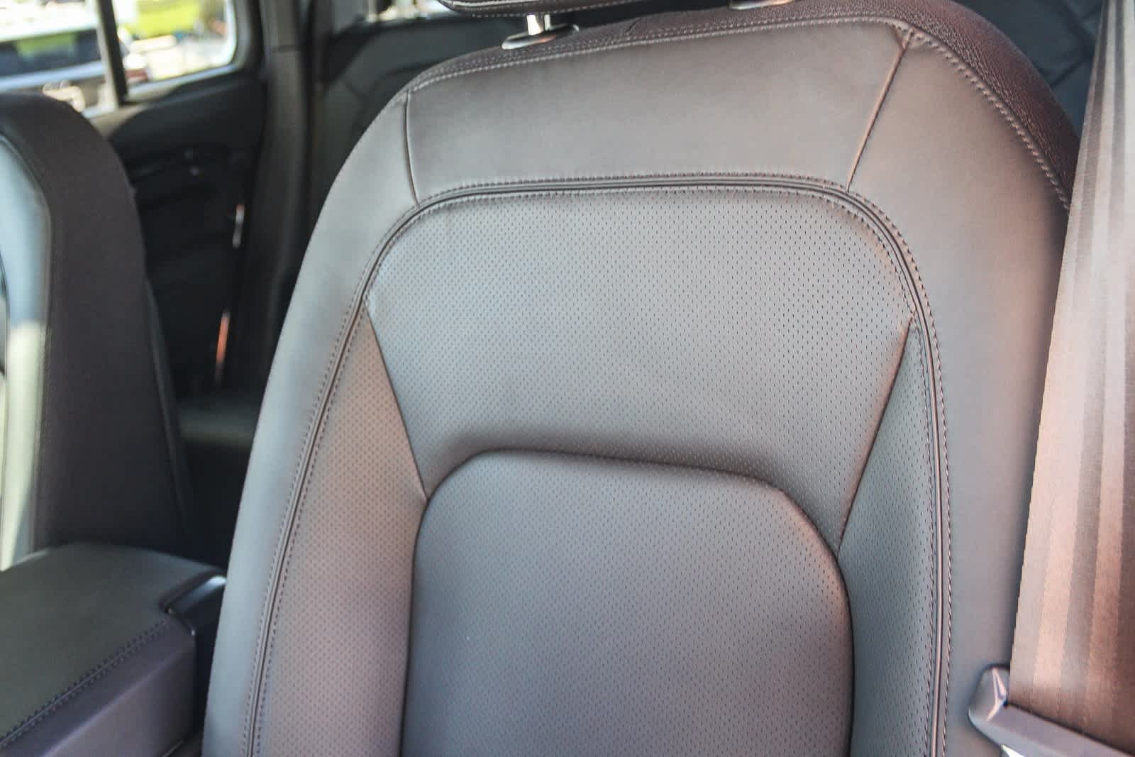 Thumbnail: 2026 Land Rover Defender - 26