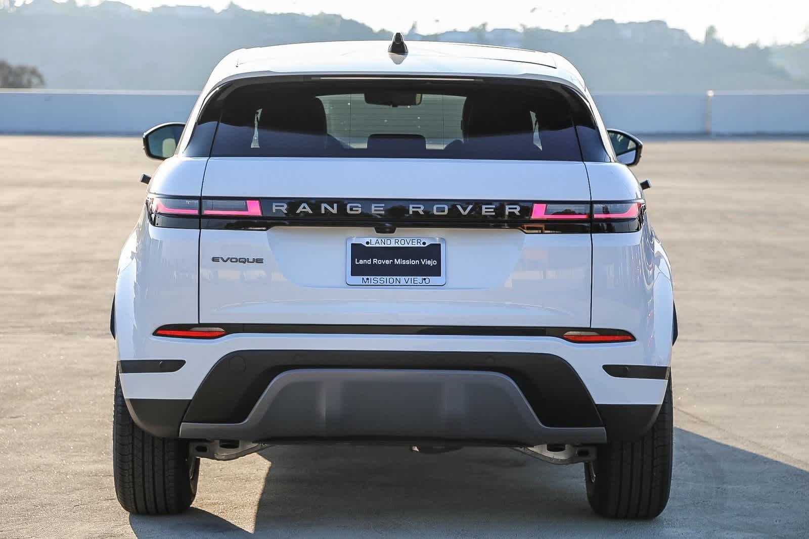 Thumbnail: 2026 Land Rover Range Rover Evoque - 7