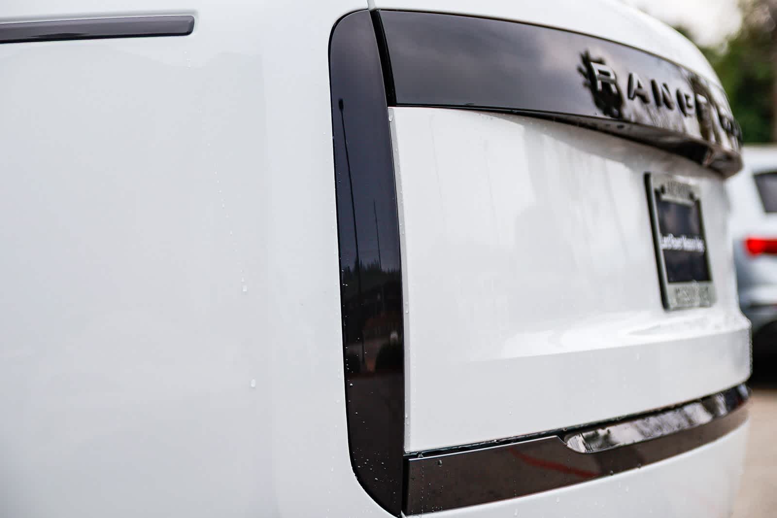 Thumbnail: 2026 Land Rover Range Rover - 7