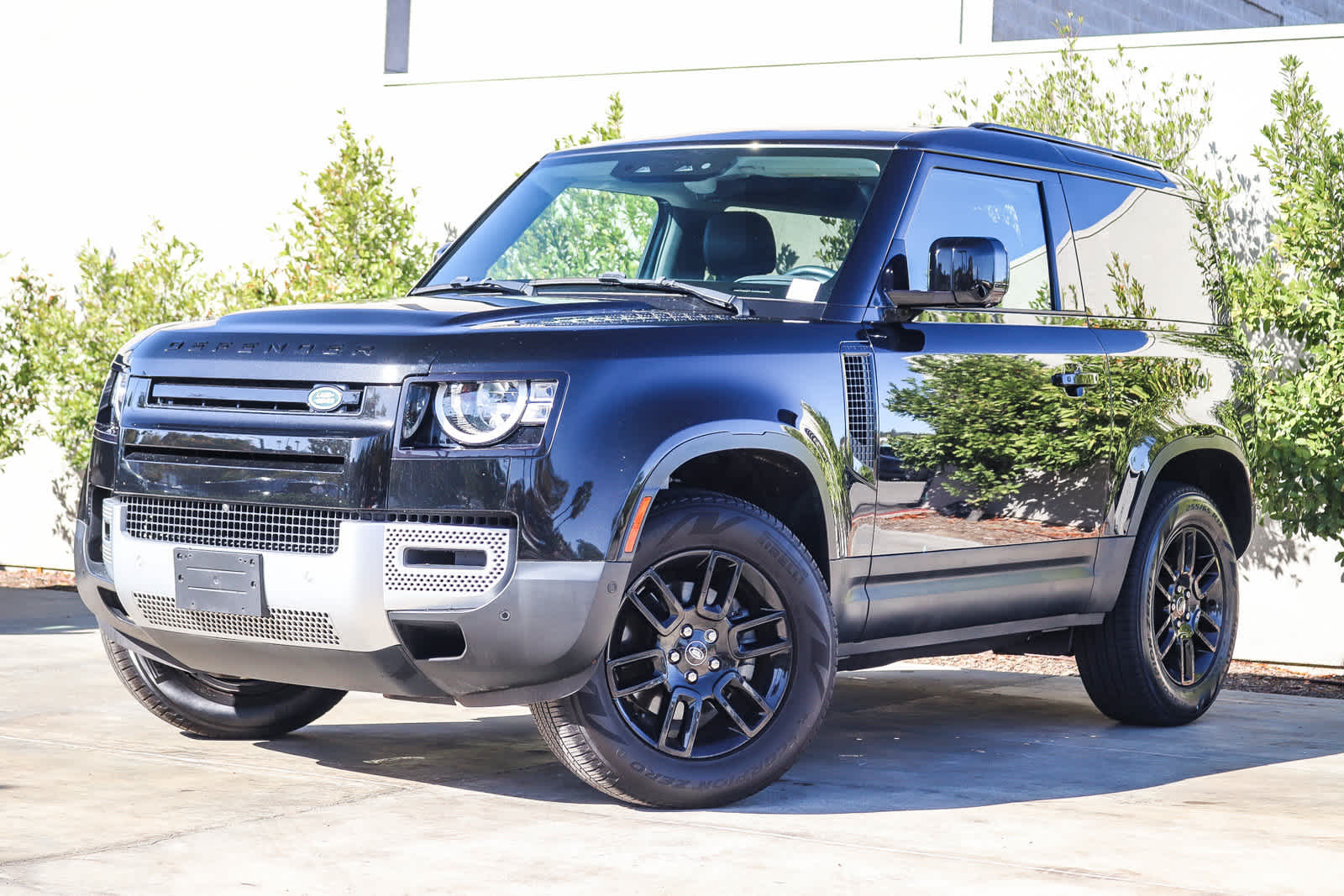 2023 Land Rover Defender