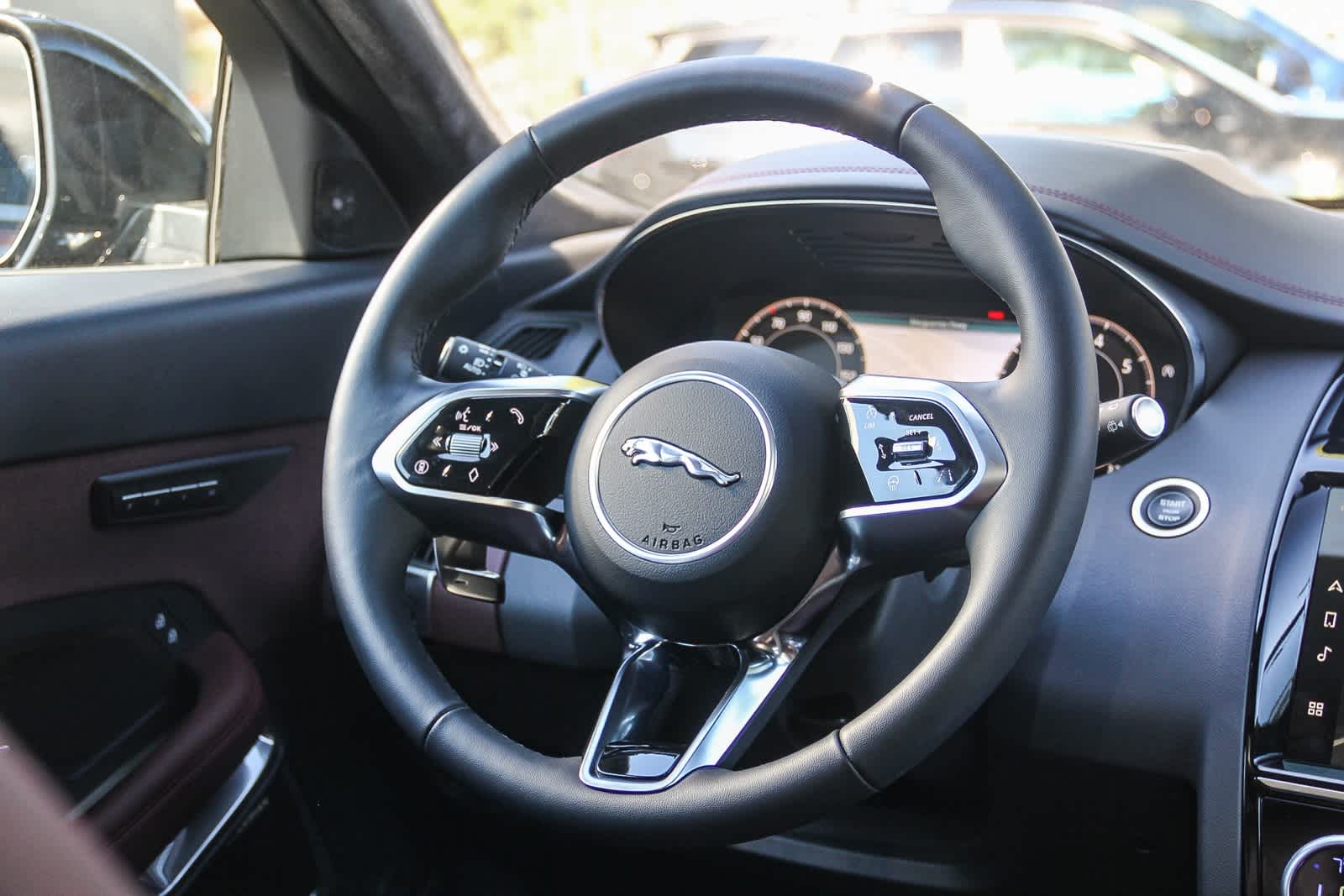 Thumbnail: 2024 Jaguar E-Pace - 14