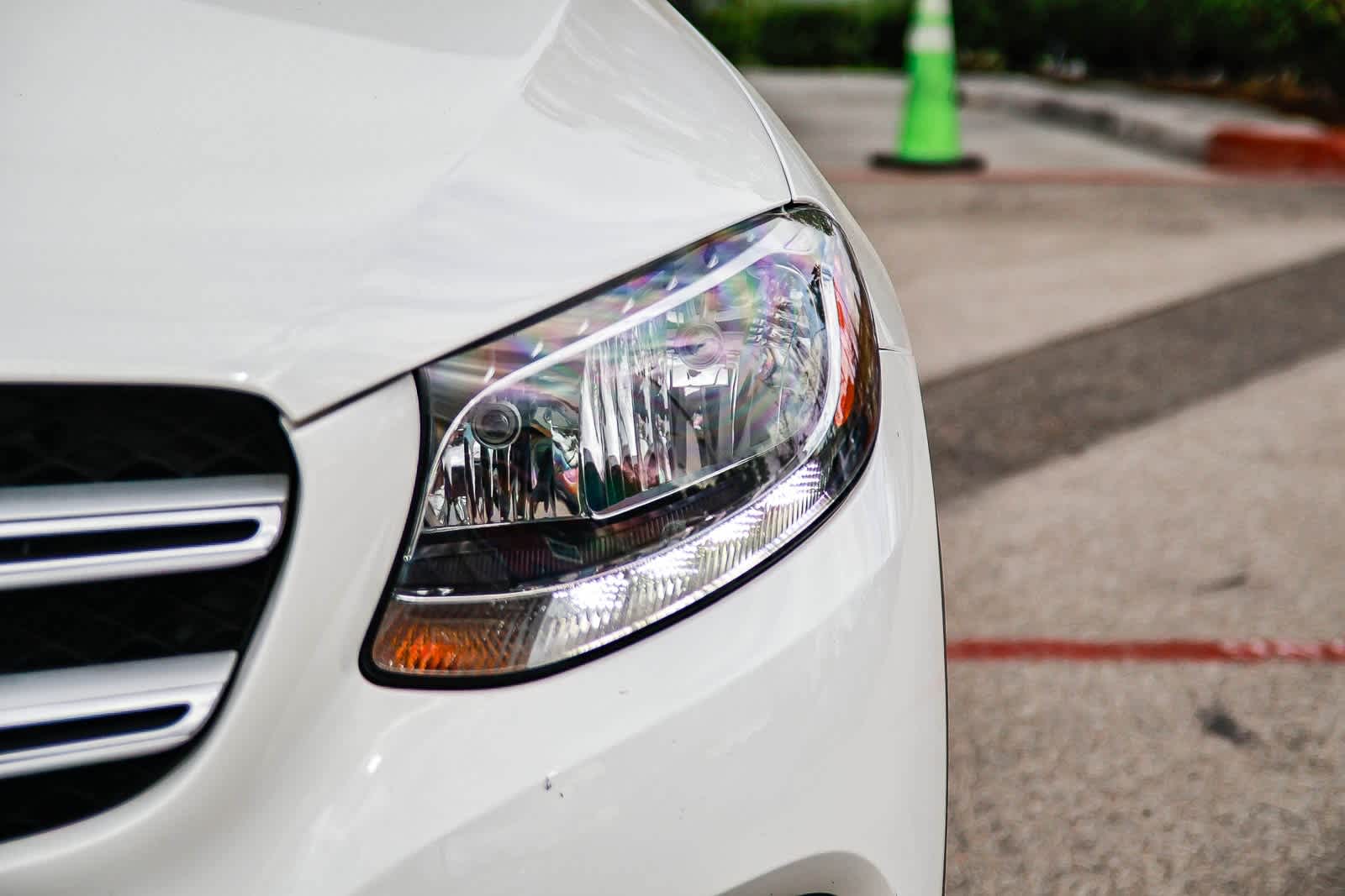 Thumbnail: 2019 Mercedes-Benz GLC - 10