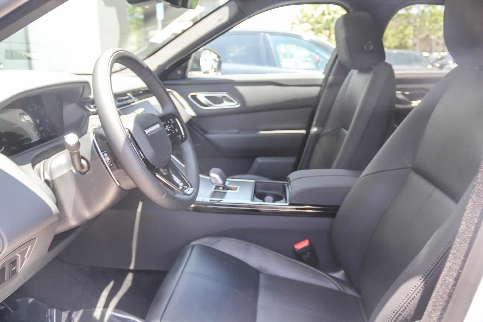 Thumbnail: 2026 Land Rover Range Rover Velar - 20