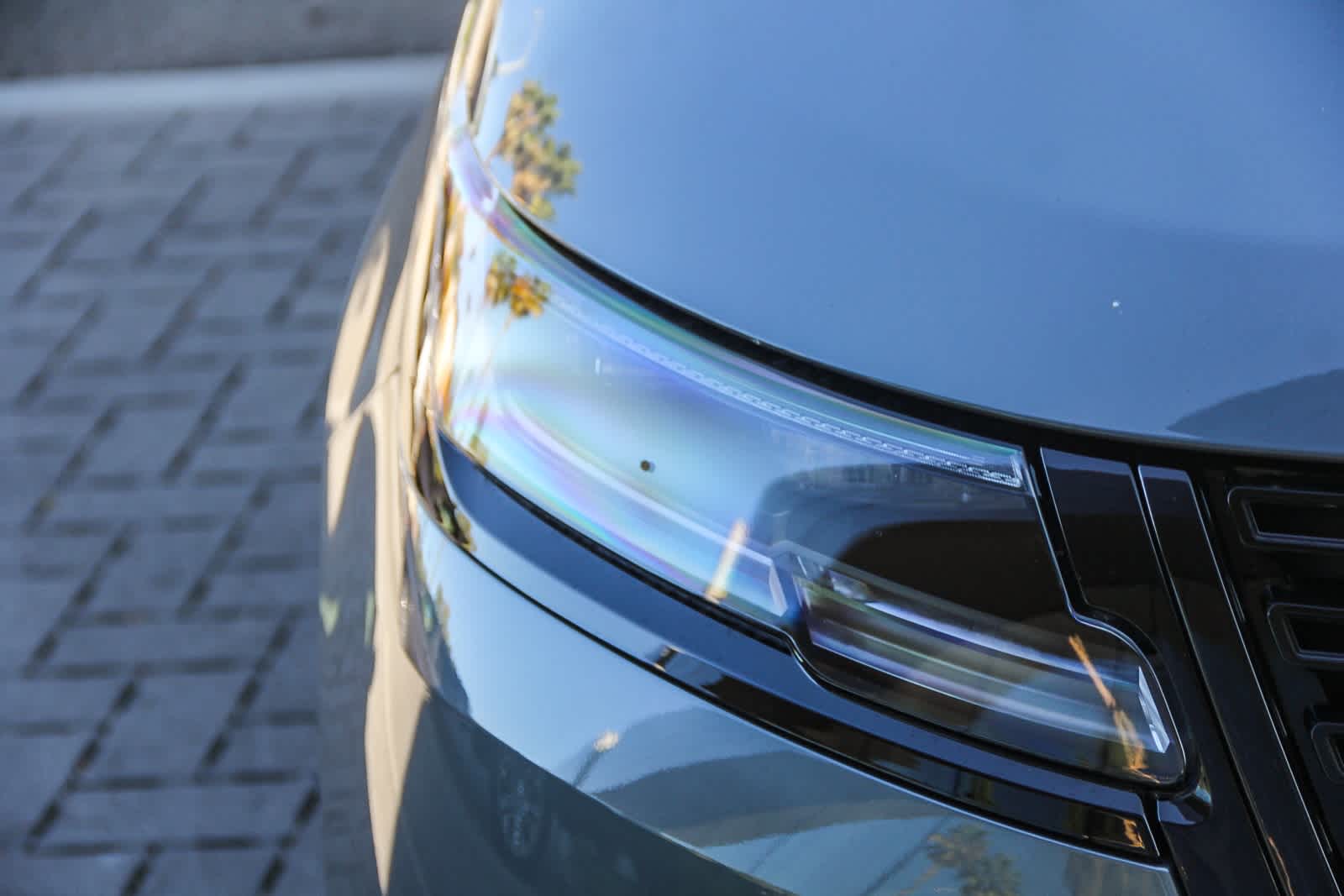 Thumbnail: 2026 Land Rover Range Rover Velar - 10